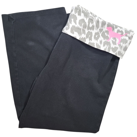 PINK Victoria's Secret Pants - PINK Victoria’s Secret Cropped Capri Yoga Pants M Foldover Leopard Waistband